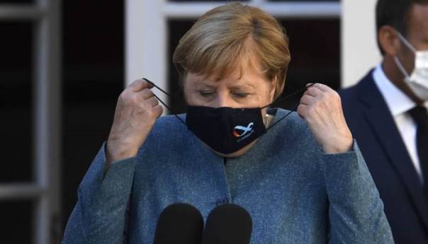Merkel upozorava na laži i dezinformacije o koronavirusu