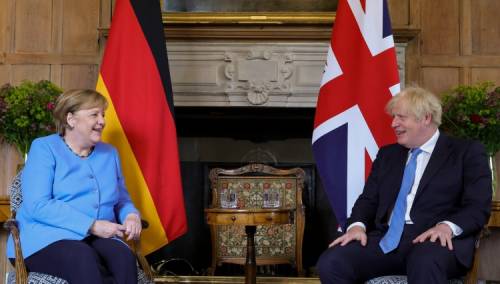 Merkel: Vakcinisani Britanci će u dogledno vrijeme moći putovati u Njemačku