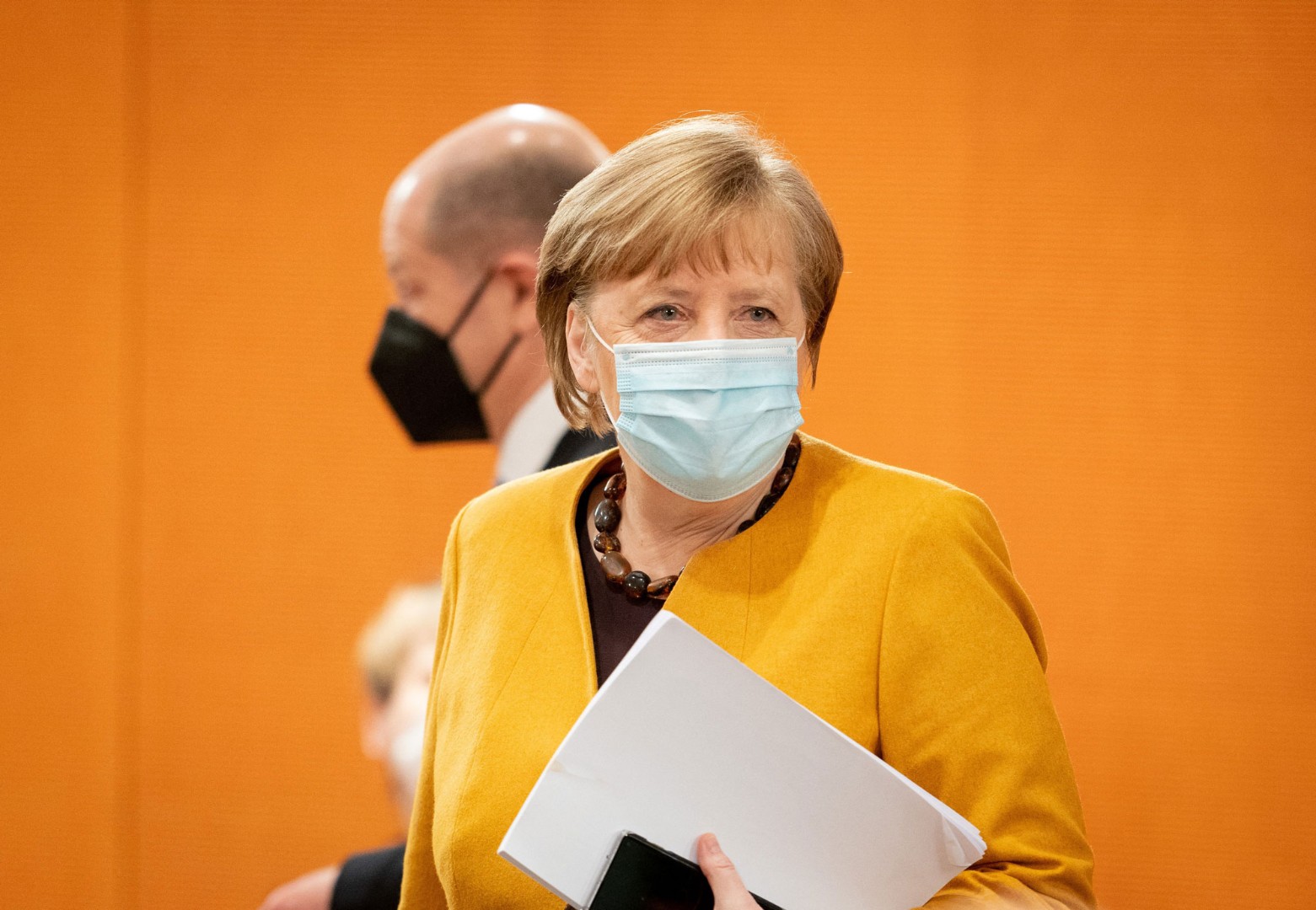 Merkel zatražila ovlaštenja za uvođenje blokada