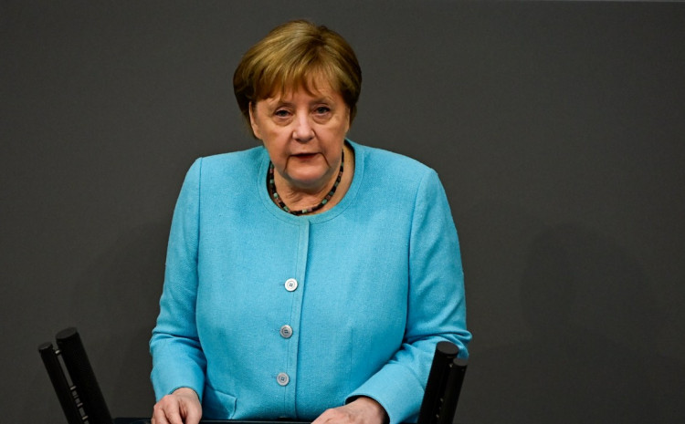 Merkel: Zbog Balkana tražiti direktan kontakt s Putinom