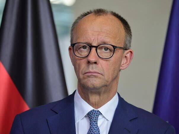 Merz odbio postaviti LGBT zastavu: Bundestag nije cirkus