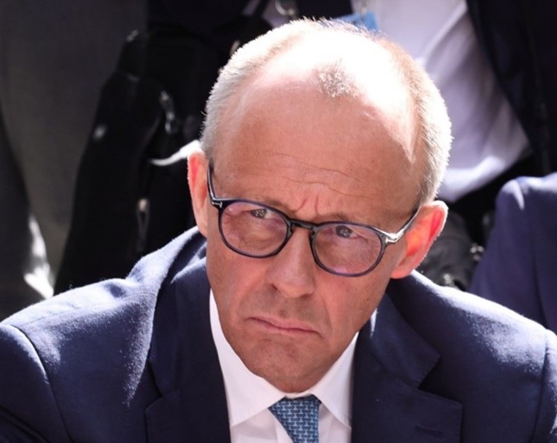 Merz smiruje tenzije sa SAD-om: NATO ostaje ključni oslonac