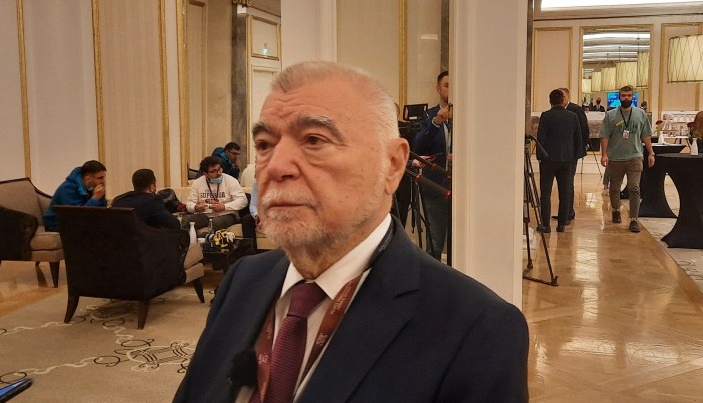 Mesić: Nasljednici Tuđmana i Miloševića bi da dijele BiH