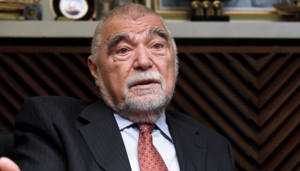 Mesić: Pokušaj Miloševića i Tuđmana da podjele Bosnu uzrokovao je rat