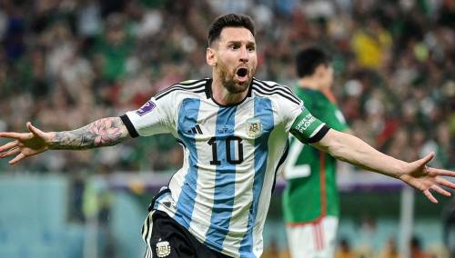 Messi i Fernandez slomili žilavi Meksiko: Argentina stigla do prijeko potrebna tri boda!
