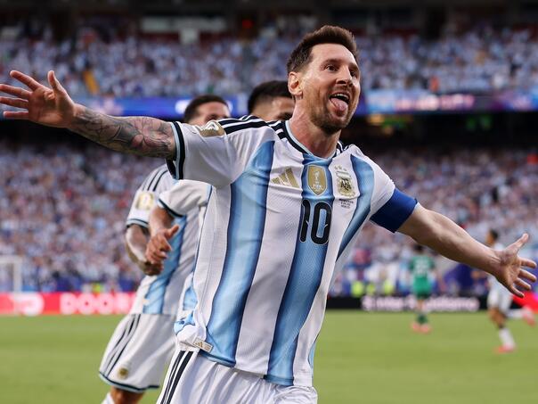 Messi saigračima poklonio posebno iznenađenje nakon posljednjeg Mundijala