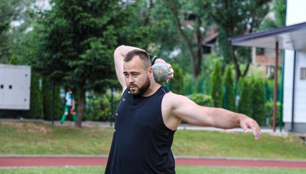 Mesud Pezer drugi na atletskom mitingu u Sarajevu