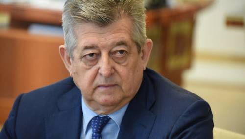 Mićo Mićić na respiratoru