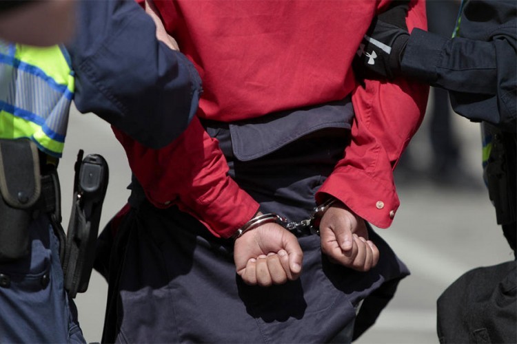 Migrant nožem povrijedio dvije osobe u Sarajevu