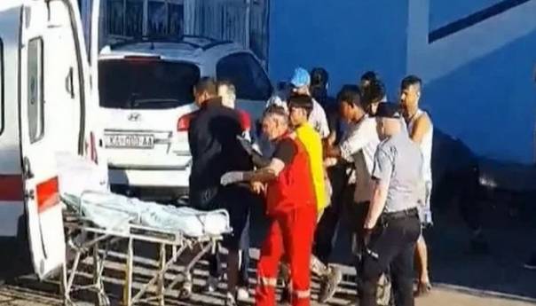 Migrant teško povrijeđen nakon tučnjave, policija smirila pobunu u kampu