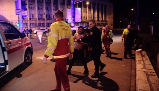 Migrant u Sarajevu napao prolaznika, policija ga jedva smirila