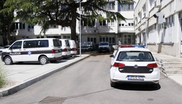 Migranti provalili u džamiju u Sjevernom logoru u Mostaru