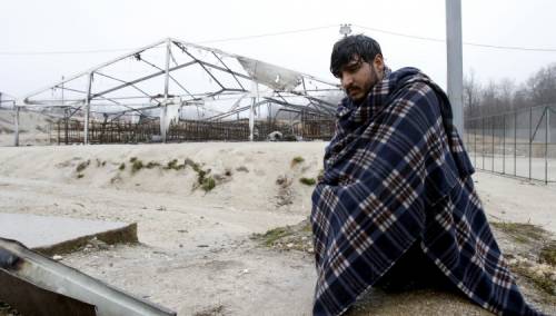 Migranti u BiH prepušteni sami sebi, ostavljeni da borave na hladnoći