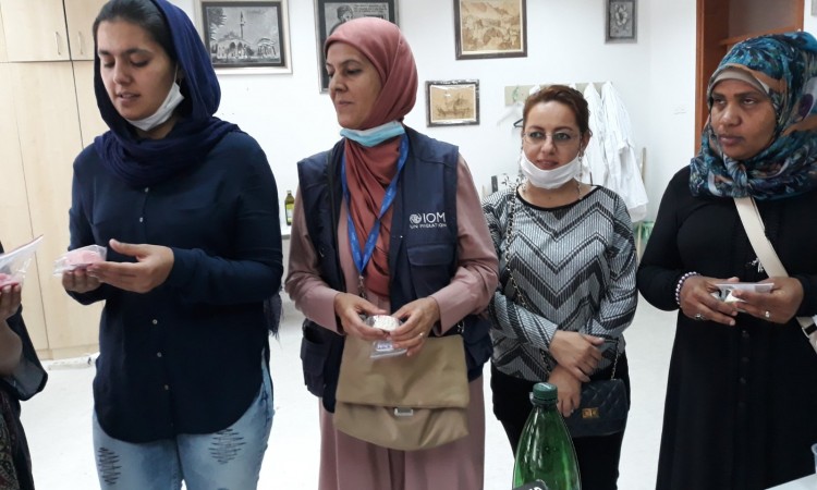 Migrantice iz kampa 'Ušivak' proizvodit će antibakterijske sapune i maske