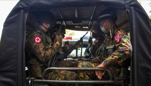 Mijanmarska hunta pomilovala više od 2000 političkih zatvorenika