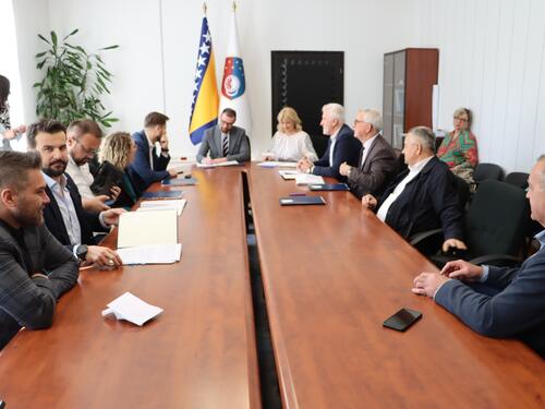 Mijatović i načelnici sarajevskih općina potpisali sporazume o uređenju riječnih korita