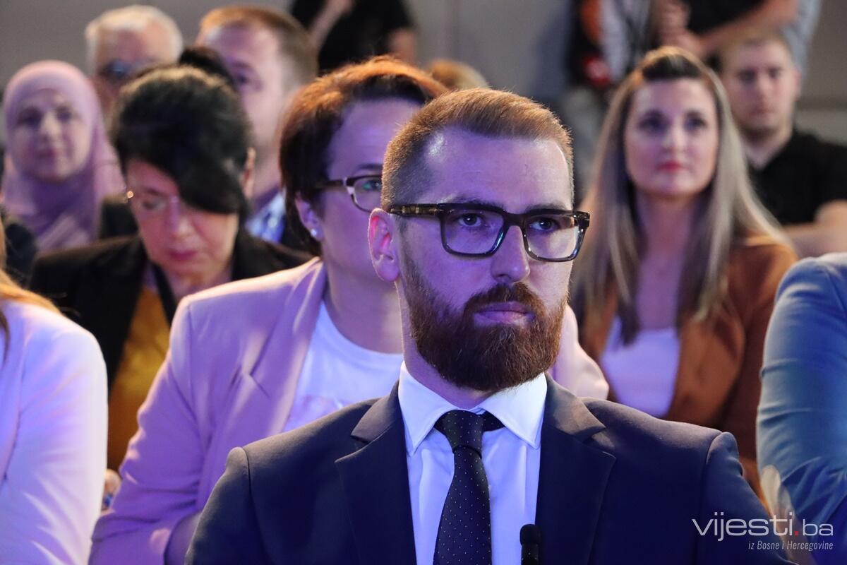 Mijatović: Kalendar objave javnih poziva dostupan javnosti
