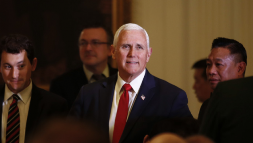 Pence u kampanji za republikanskog predsjedničkog kandidata
