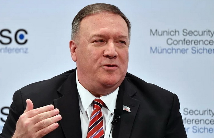 Mike Pompeo poručio Kini i Rusiji: Zapad pobjeđuje