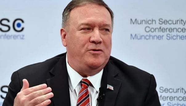 Mike Pompeo poručio Kini i Rusiji: Zapad pobjeđuje