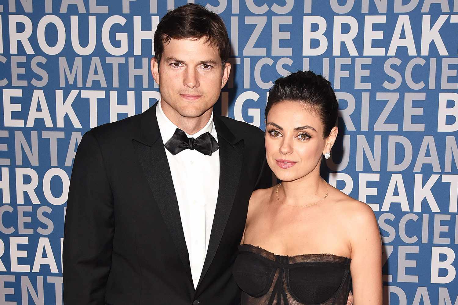 Mila Kunis i Ashton Kutcher djeci ne daju poklone za Božić