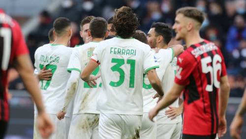 Milan poveo pa izgubio od Sassuola