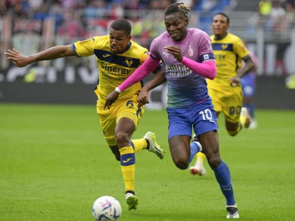 Leao donio pobjedu Milanu protiv Verone