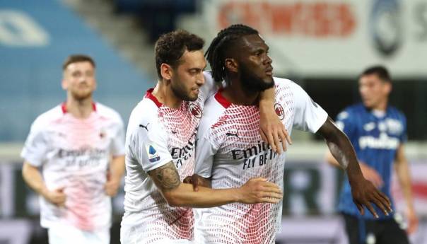 Milan u LP nakon osam godina, Verona spasila Juventus, Džeko asistirao