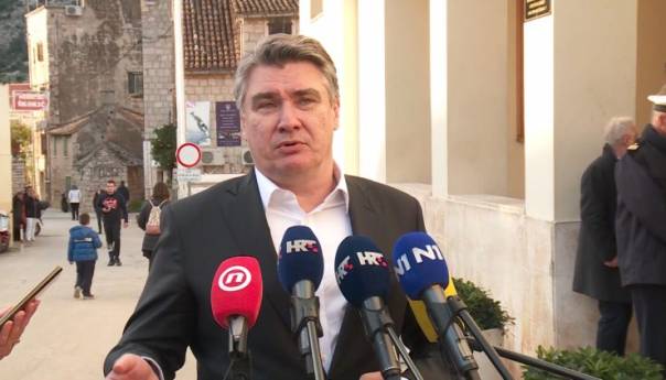 Milanović: Baščaršija od svoga naroda pravi veću žrtvu nego što jest