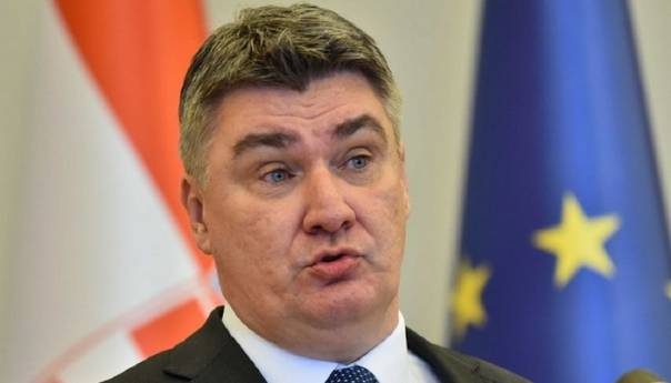 Milanović: Boli što je RS obnovila na Baniji više kuća od Hrvatske