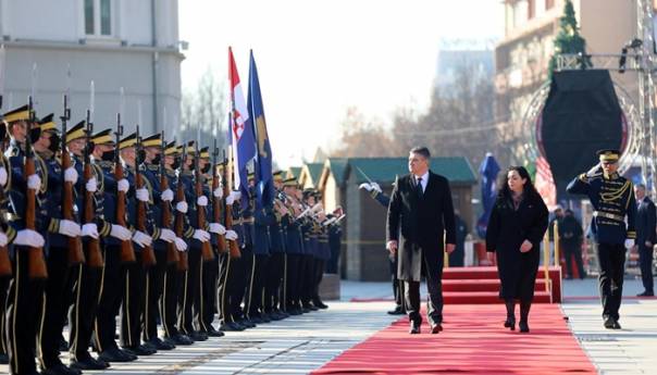 Milanović na Kosovu: Ovdje se osjećam sigurno