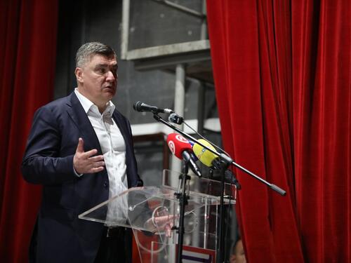 Milanović o Vučićevom govoru iz Gline: Koliko je Srba zavijeno u crno zbog njegovih riječi?