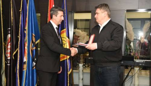 Milanović odlikovao Gavrane: Mi ostajemo, mi ne nestajemo