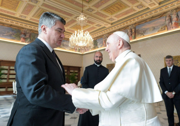 Milanović: Papa je bio potreban glas razuma i mira