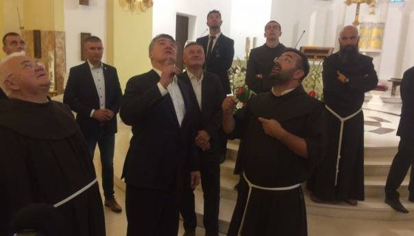 Milanović u Tomislavgradu obišao Franjevački samostan i razgovarao s načelnikom