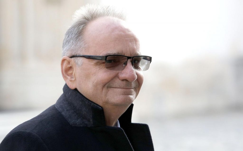 Milanović vratio ratna odlikovanja Branimiru Glavašu