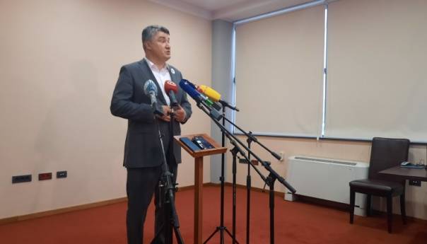 Milanović: Zašto sam 2010. podržao Željka Komšića