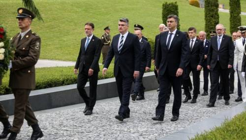 Milanoviću Dan državnosti predizborni skup, Plenkoviću žao