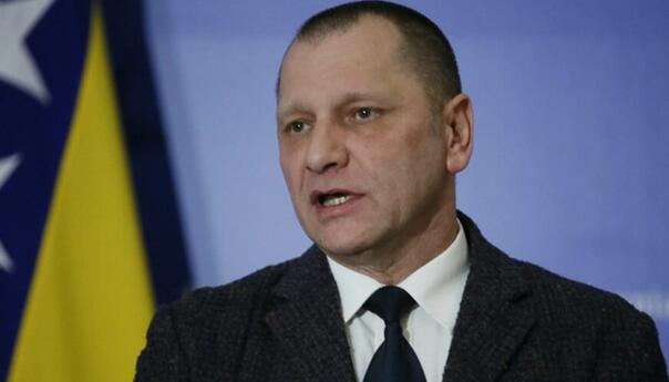 Miletić nezadovoljan odlukom visokog predstavnika Schmidta