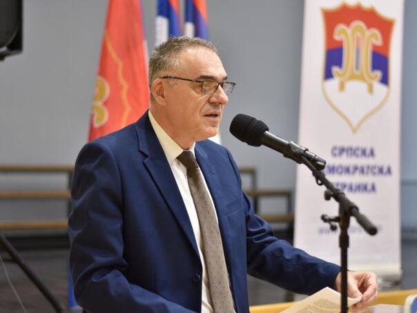 Miličević: Diktator Dodik prijeti porodicama hiljada Srba