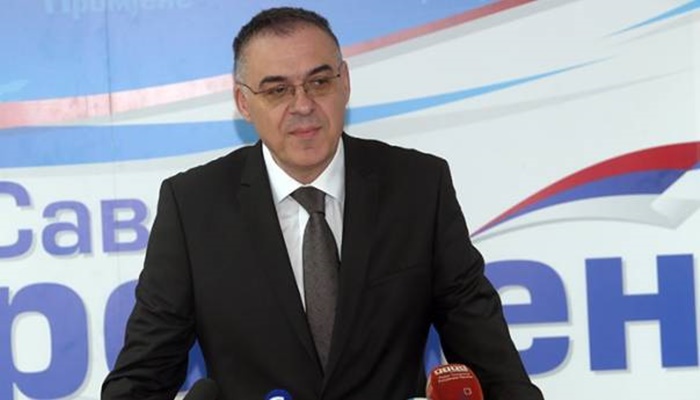 Miličević o Dodiku: Predstava prepredenog glumca i falš pjevača