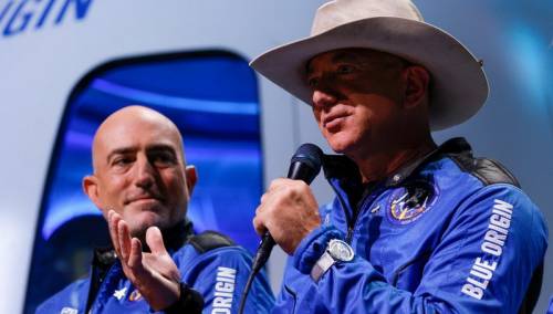 Milijarder Jeff Bezos stopira let na Mjesec