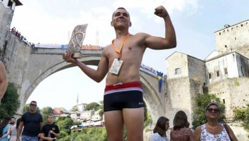 Milnović i Tiro pobjednici visinskih skokova sa Starog mosta
