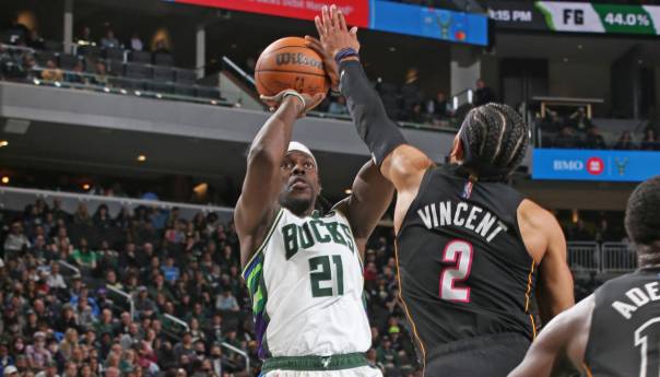Milwaukee bolji od Miamija u derbiju