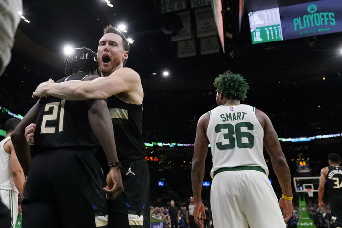 Milwaukee napravio break u Bostonu, Memphis deklasirao Golden State