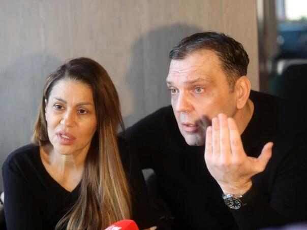 Mina: Casper mi pomaže finansijski, kupio mi je šporet i frižider