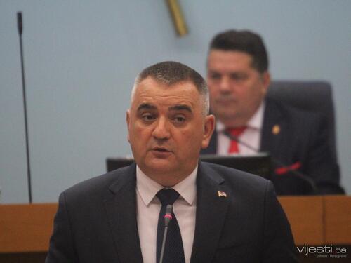 Minić danas predstavlja sastav nove Vlade RS