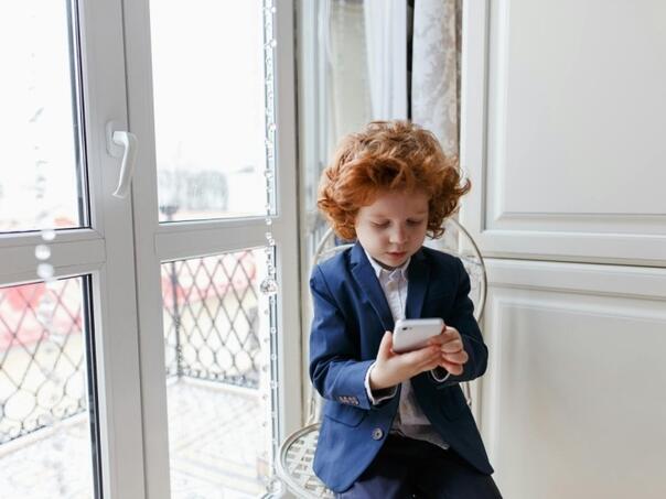 Minimalno vrijeme pred ekranom može ugroziti razvoj djeteta, tvrde stručnjaci