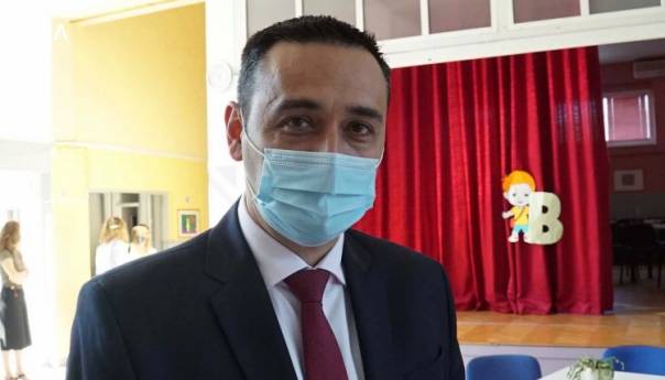 Ministar Hadžović: Pratit ćemo situaciju i djelovati u skladu s istom