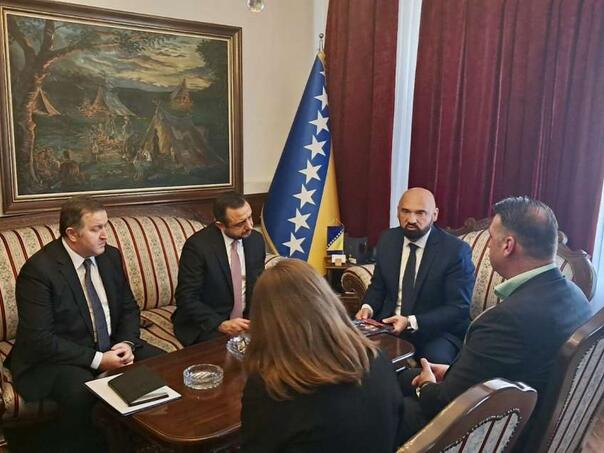 Ministar Isak i ambasador Akseki razgovarali o jačanju sigurnosne saradnje BiH i Turske
